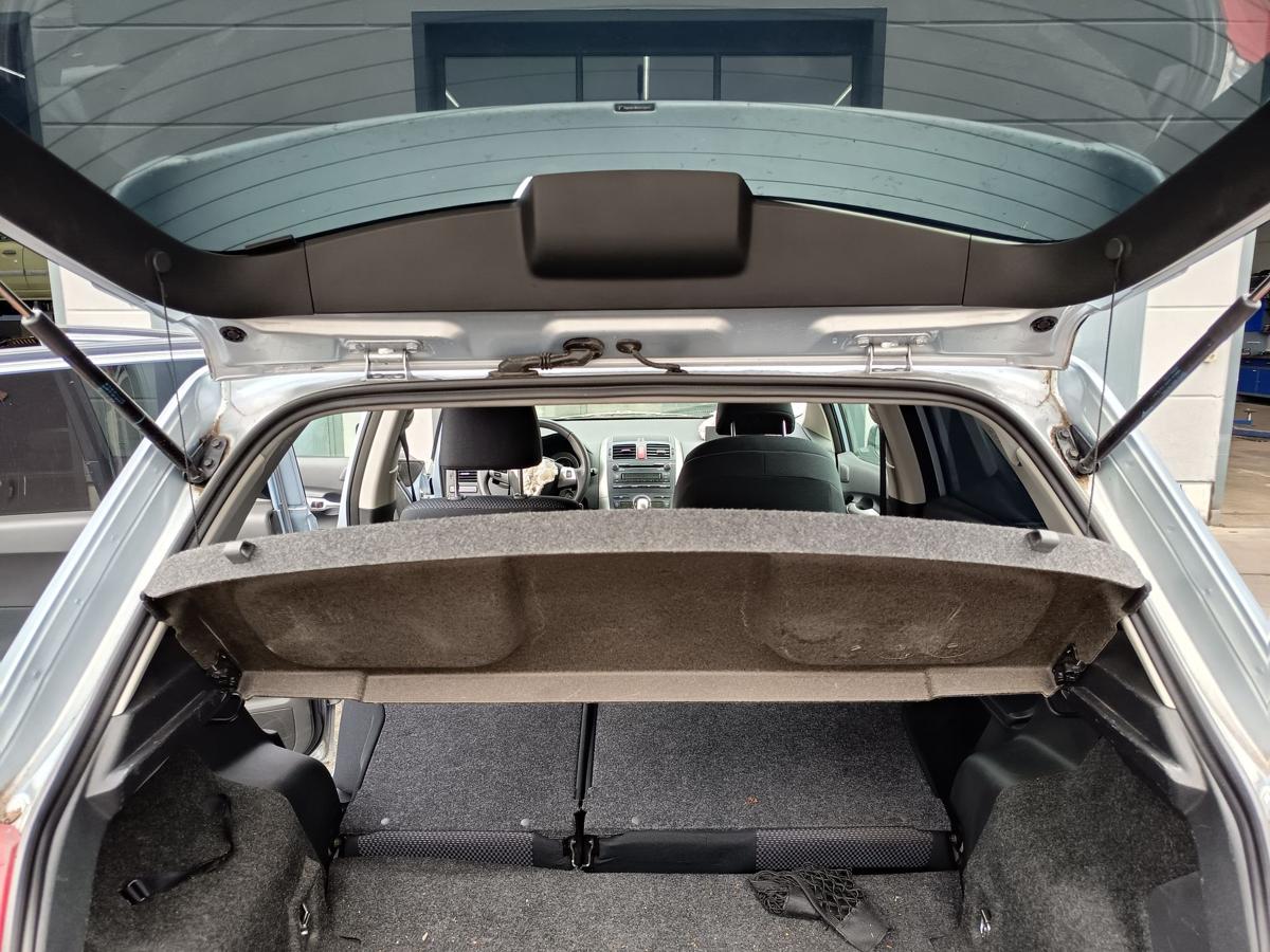 Toyota Auris E15 5t&uuml;rer original Hutablage Abdeckung Koffer/Laderaum Bj 2011