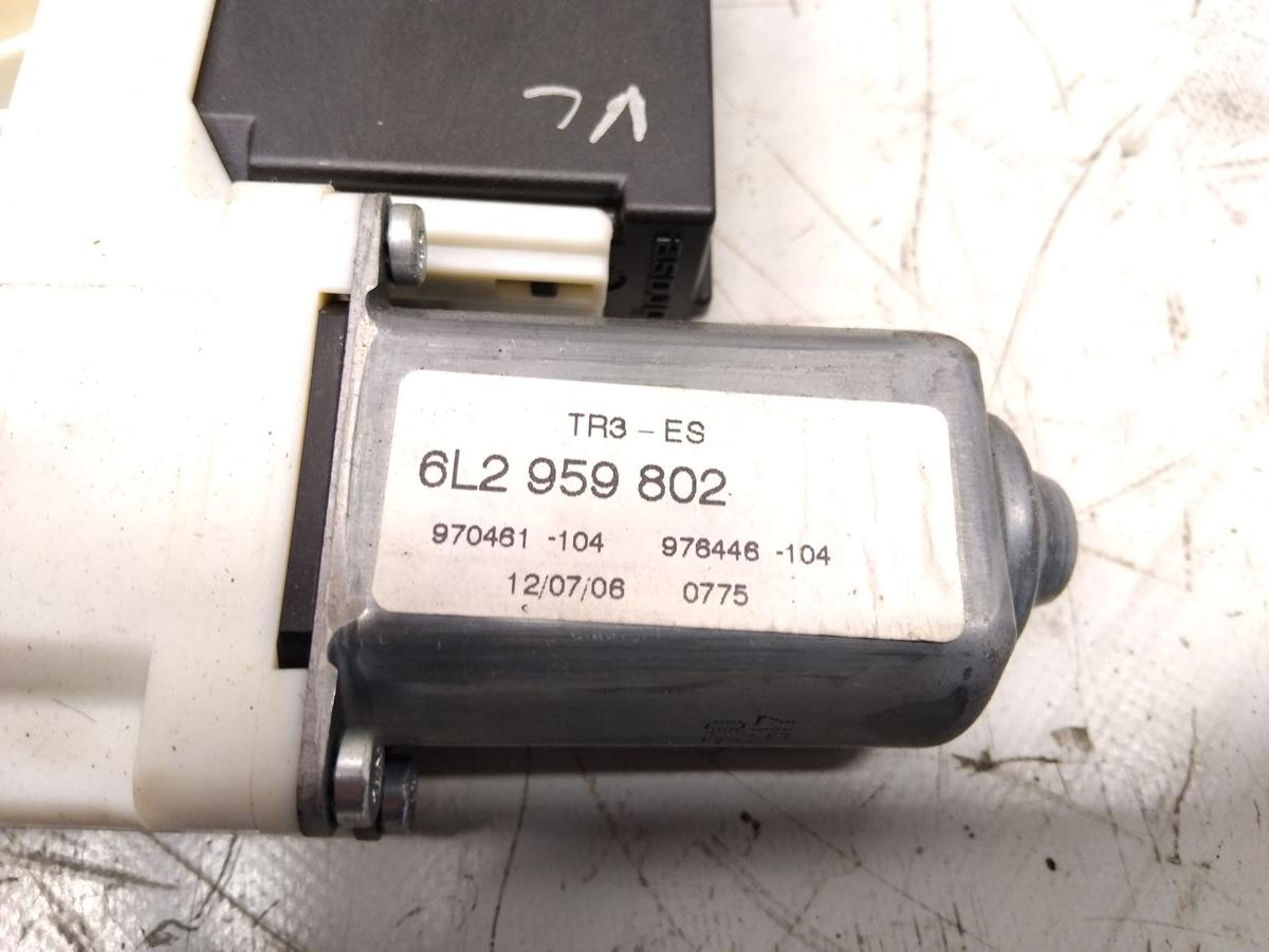 Seat Ibiza III 6L original Fensterhebermotor vorn links 6L2959802 BJ2007