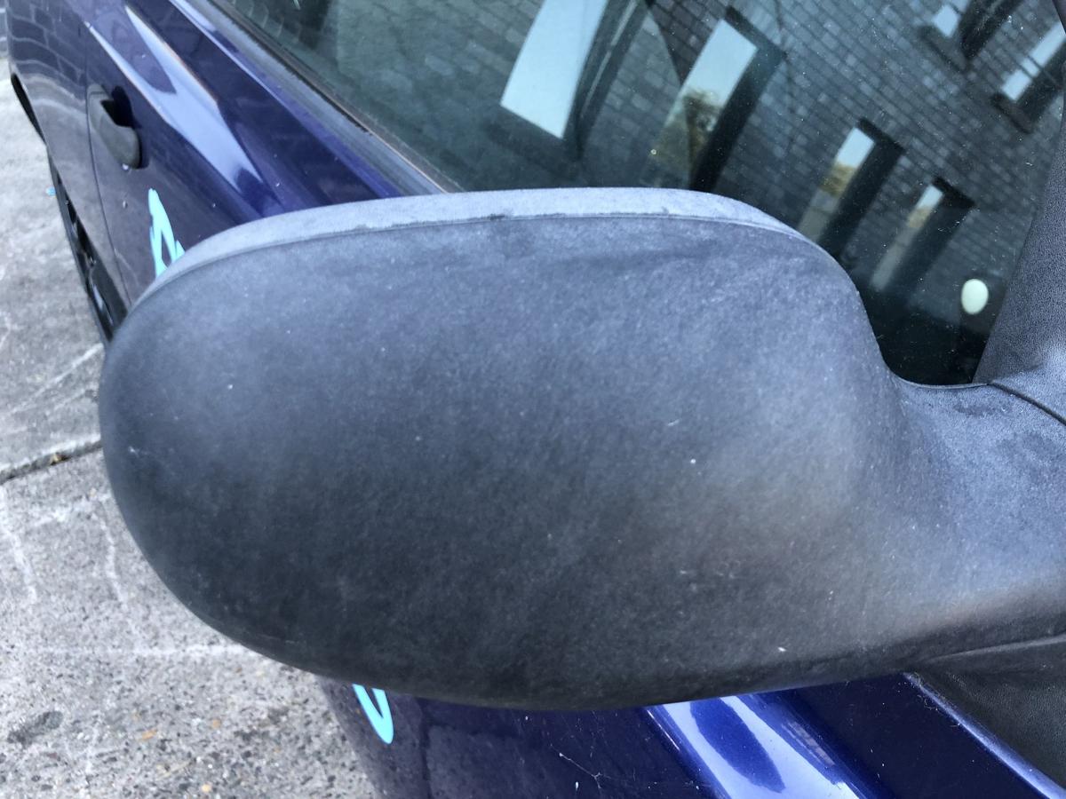 Nissan Micra K12 Außenspiegel rechts Rückspiegel manuelle Verstellung unlackiert