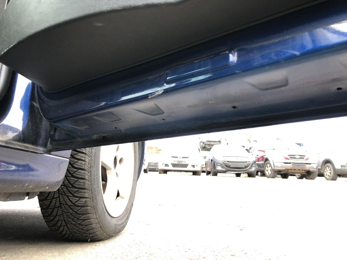 Peugeot 207SW T&uuml;r vorn rechts Beifahrert&uuml;r im Rohbau KPL Montebello blau