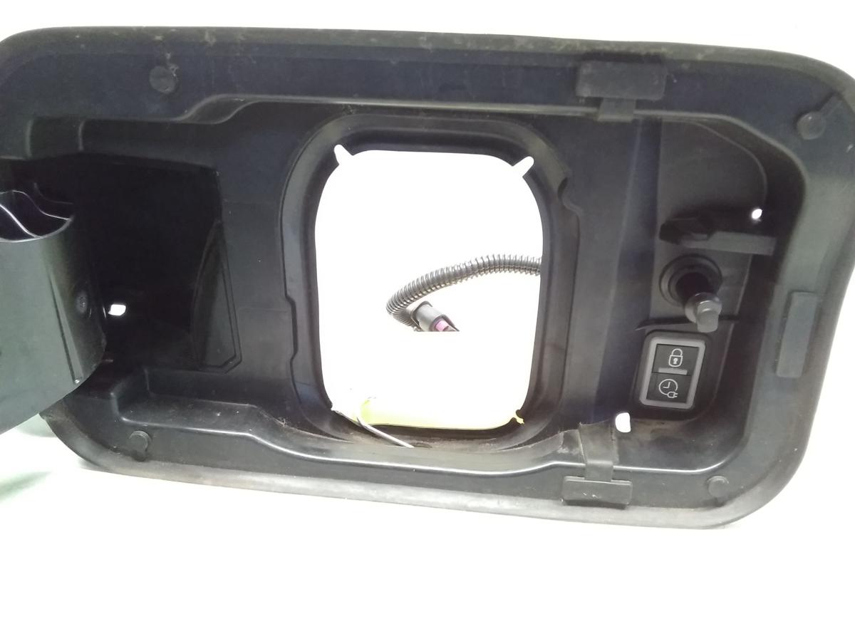 Opel Combo E Cargo original Klappe Ladebuchse vulkangraumetallic Bj.2023