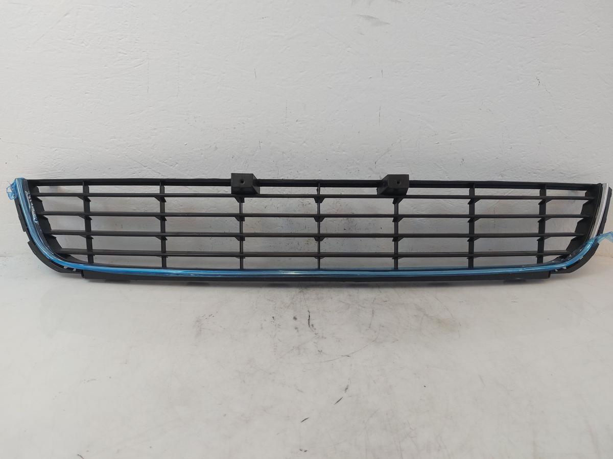 VW Golf 6 VI Gitter vorn mitte Stoßfänger Stoßfängergitter Nachbau