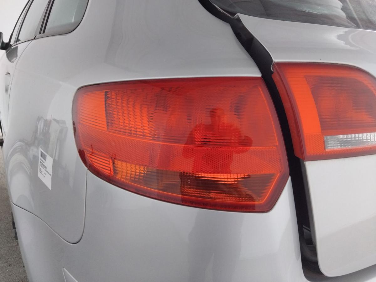Audi A3 8P Sportback original Rückleuchte Schlussleuchte links 5-türig BJ2006