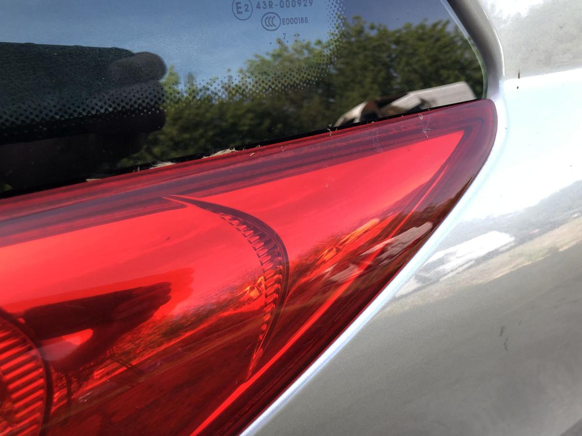 Peugeot 207 SW Typ WE R&uuml;ckleuchte rechts R&uuml;cklicht Heckleuchte Kombi