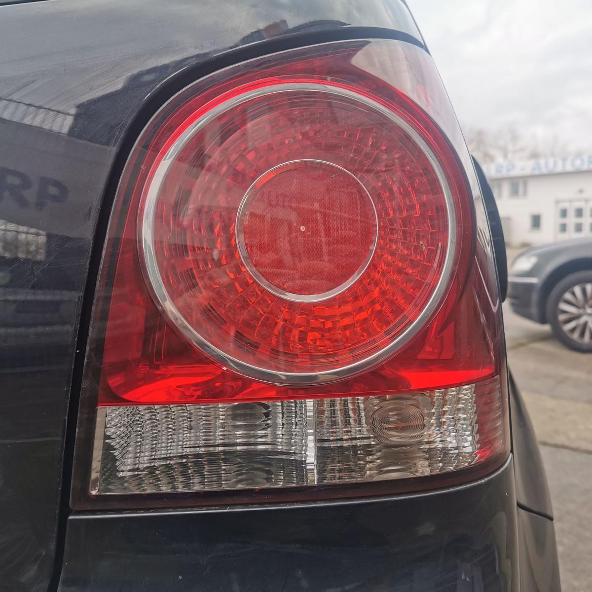 VW Polo 9N3 Rückleuchte Schlussleuchte Rücklicht Lampe hinten rechts