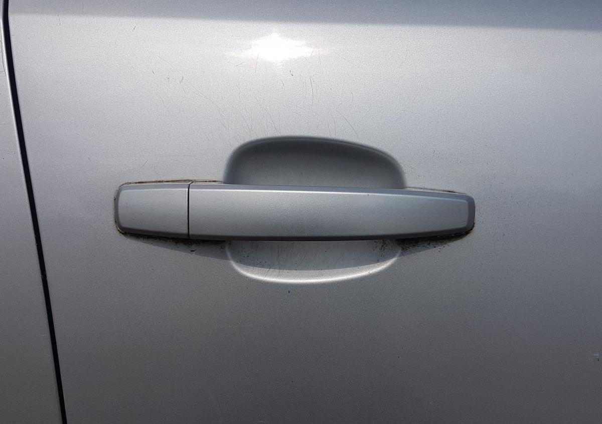 Opel Zafira B T&uuml;r vorn rechts in 2AU Starsilber III Bj2006