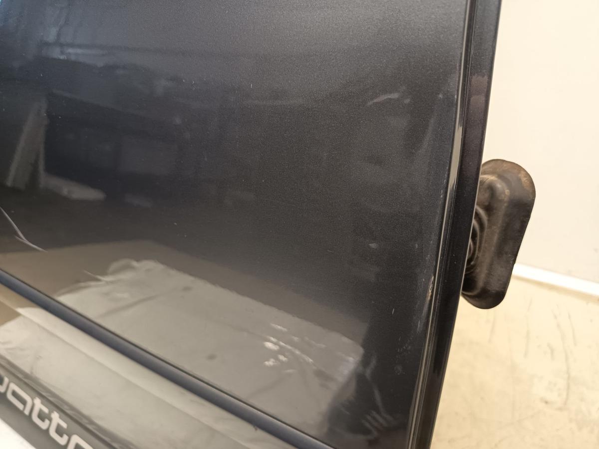 Audi A4 B6 Kombi original T&uuml;r hinten rechts LX7Z delfingraumet Delle Bj 2001