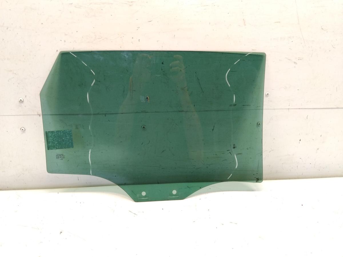 Seat Leon Kombi ST 5F Türscheibe hinten links original abgedunkelt grün Bj.2019