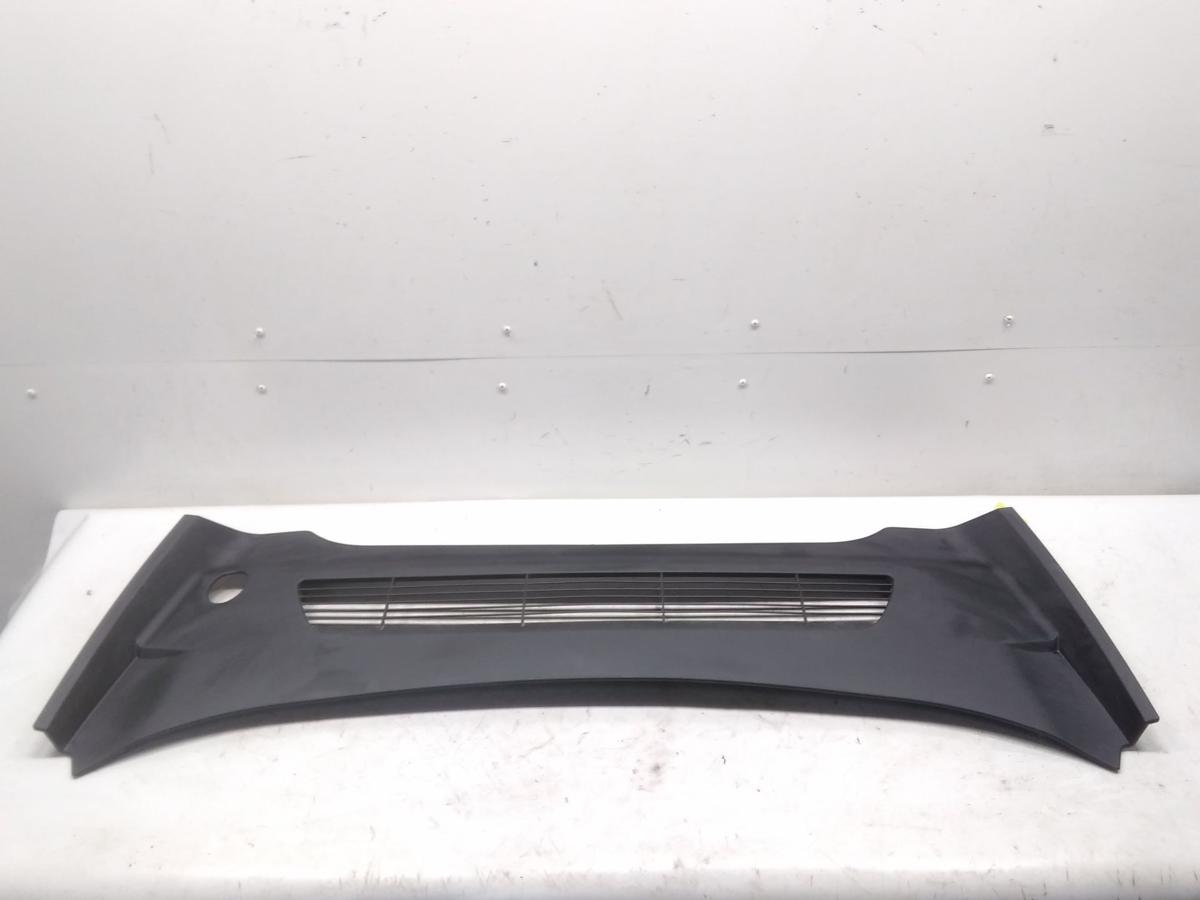 Tesla Model Y original Plastikabdeckung Blende Windlauf 1619812-98-B Bj.2023