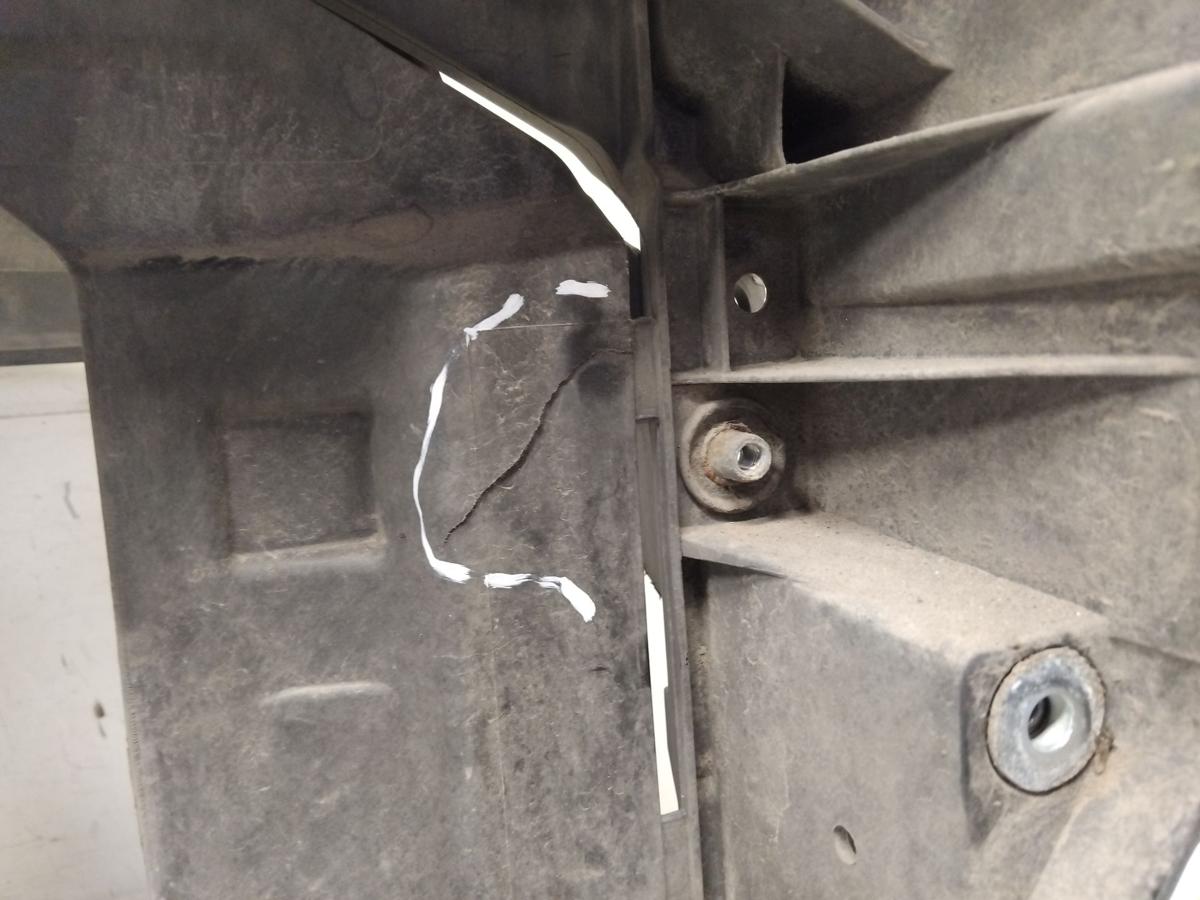 Ford Fiesta JA8 original Schlosstr&auml;ger Frontmittelteil 8V51A16E146AE BJ2009