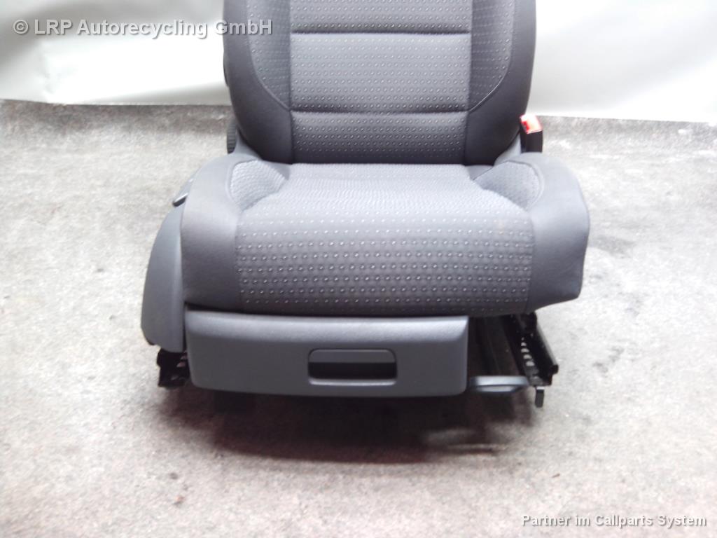 VW Touran 1T original Sitz Beifahrersitz Sitzkonsole Gurt vorn rechts BJ2004