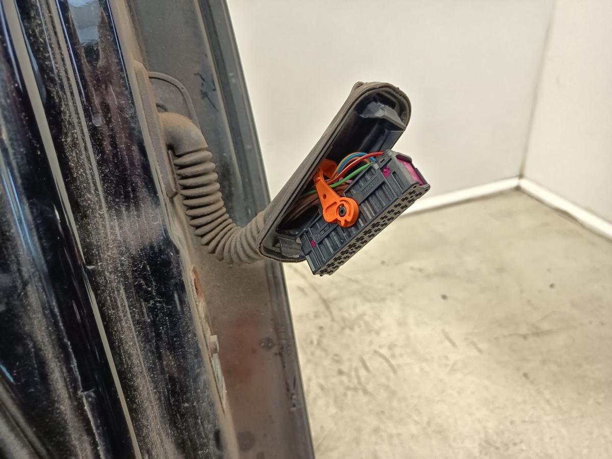 VW Golf VI 6 orig T&uuml;r vorn links 5t&uuml;rer L041 Schwarz Bj 2009