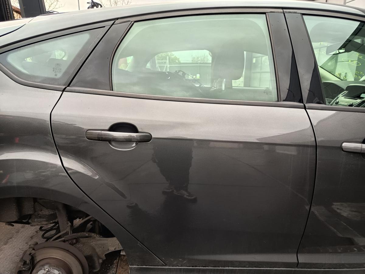 Ford Focus III original Tür hinten rechts Magnetic Grau 5TRG Baujahr 2015