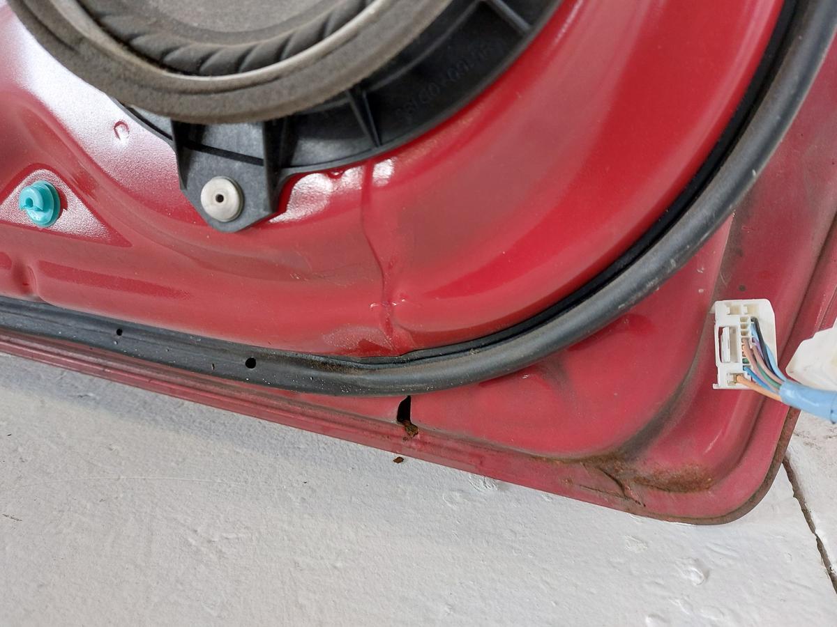 Toyota Yaris XP9 T&uuml;r vorn links Fahrert&uuml;r nur f&uuml;r 3 t&uuml;rer 3P0 Super Red