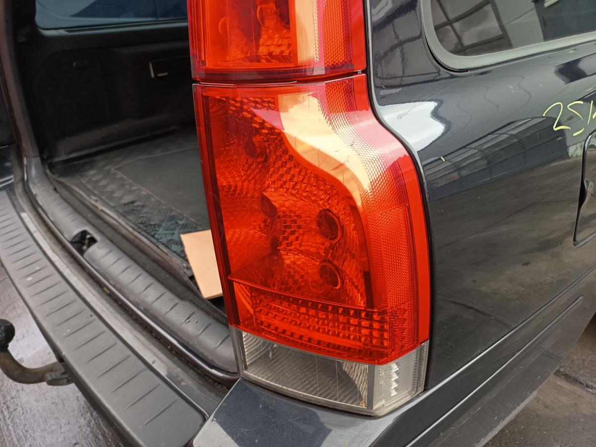 Volvo V70 II original Rückleuchte rechts unten Heck/Schluss/Licht Bj 2005