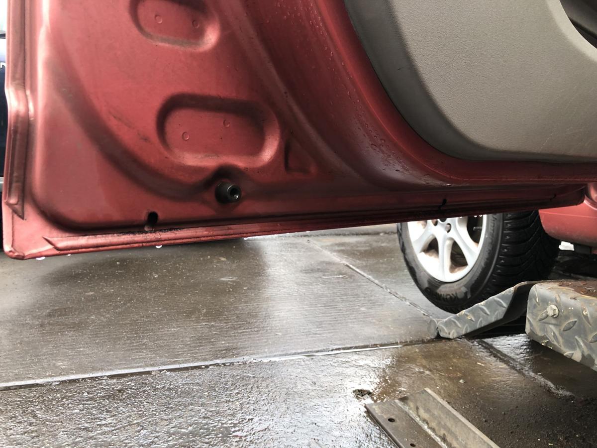 Daihatsu Sirion M300 original Tür vorn links Fahrer R43 Korall Bj 2005