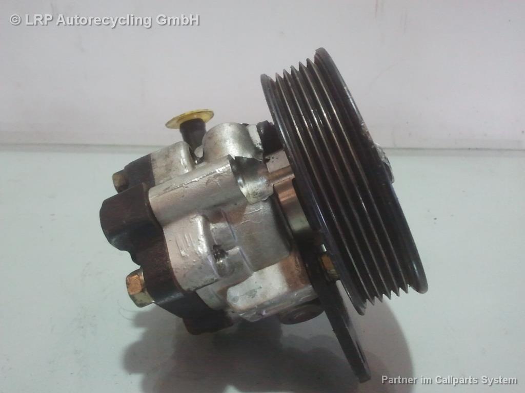 Kia Sephia FA original Servopumpe 0K24732600 1.8 82kw BJ1997