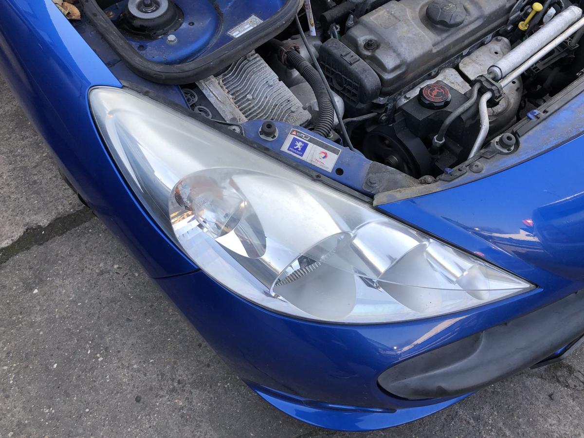Peugeot 206+ Scheinwerfer vorn rechts Frontscheinwerfer Lampe Licht vorn Halogen