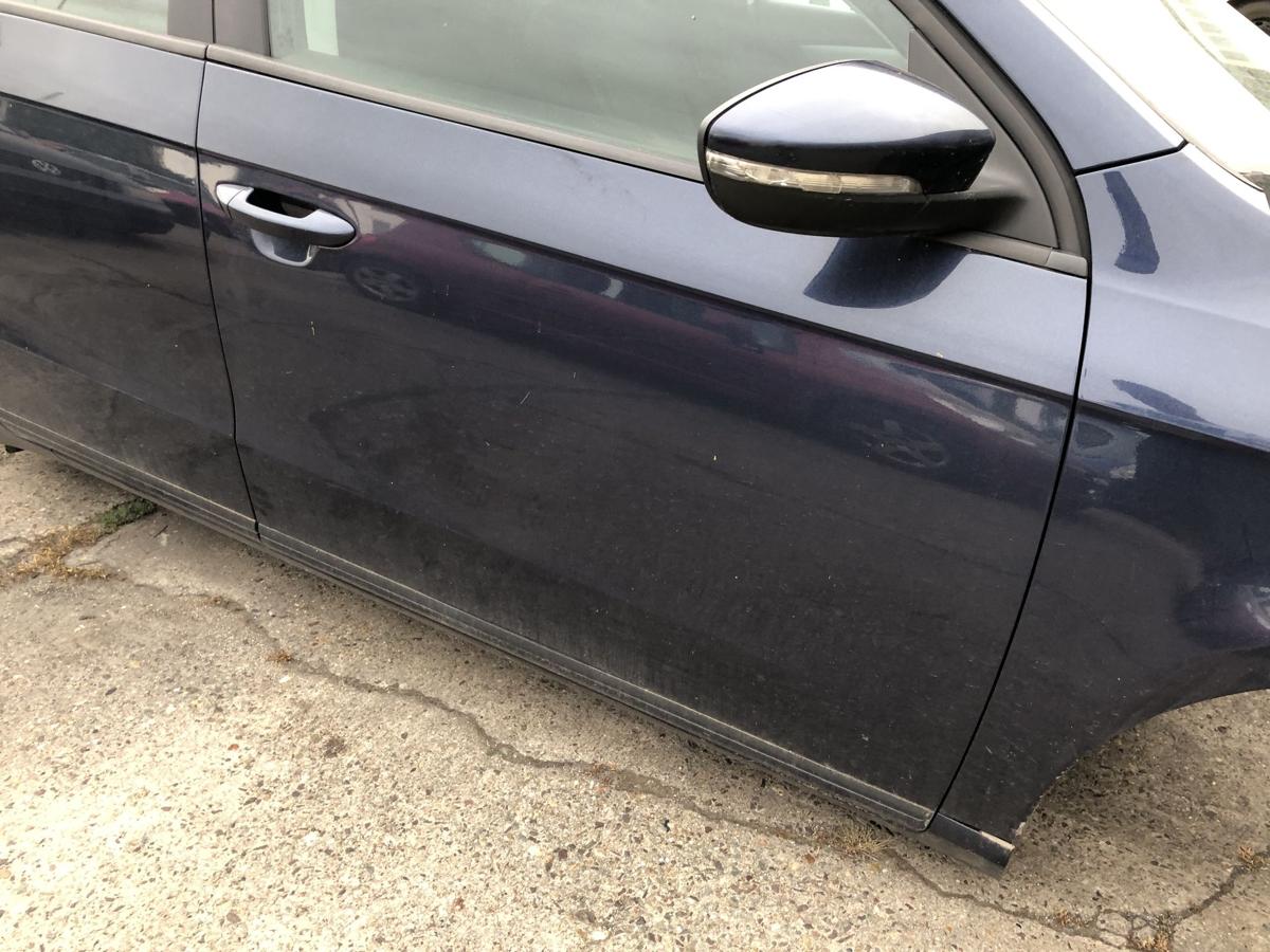 VW Passat 3C B7 Variant T&uuml;r vorn rechts Beifahrert&uuml;r Rohbau LH5X Night Blue Met