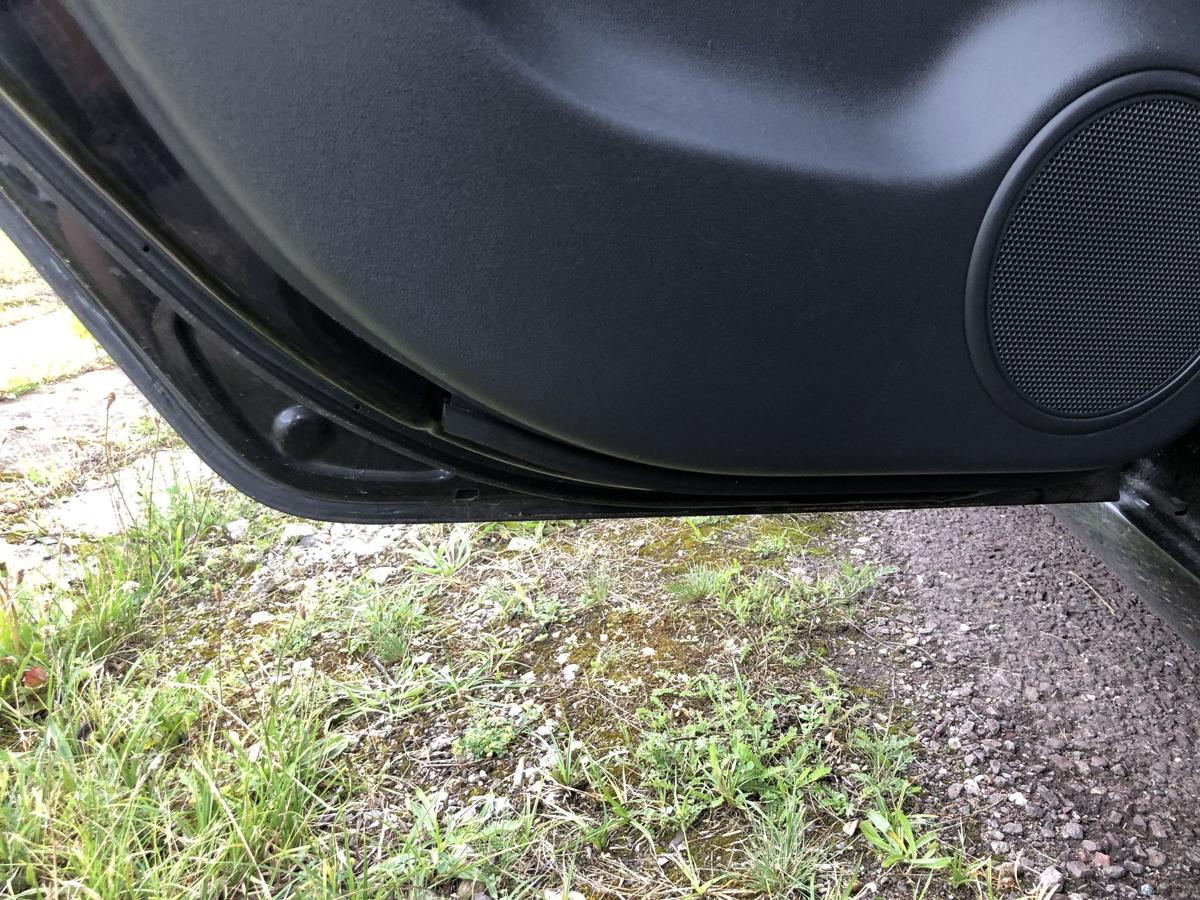Hyundai i30 FD Tür hinten links Fondtür im Rohbau vom 5trg 9F Stone Black Perl