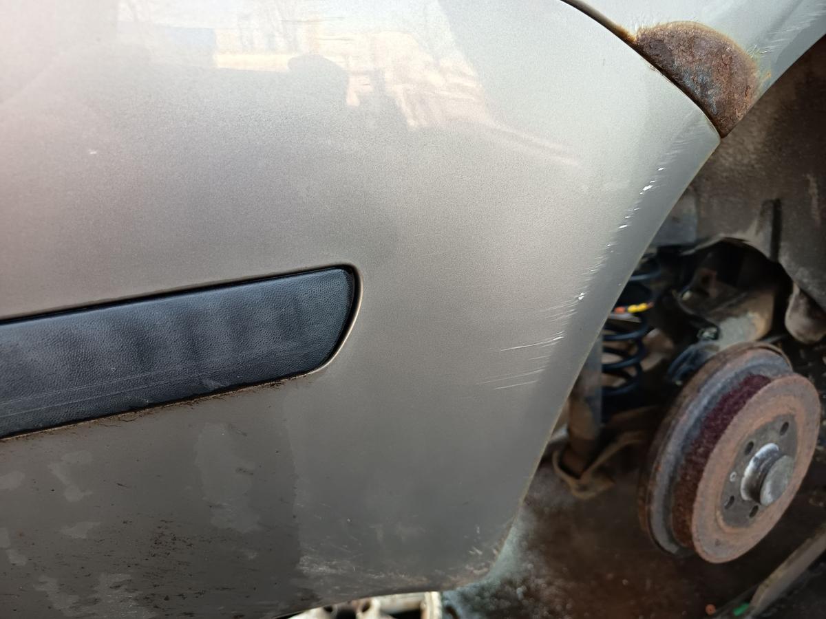 Skoda Fabia 6Y Combi original Sto&szlig;stange F&auml;nger hinten Heck F8H Beige Bj 2007