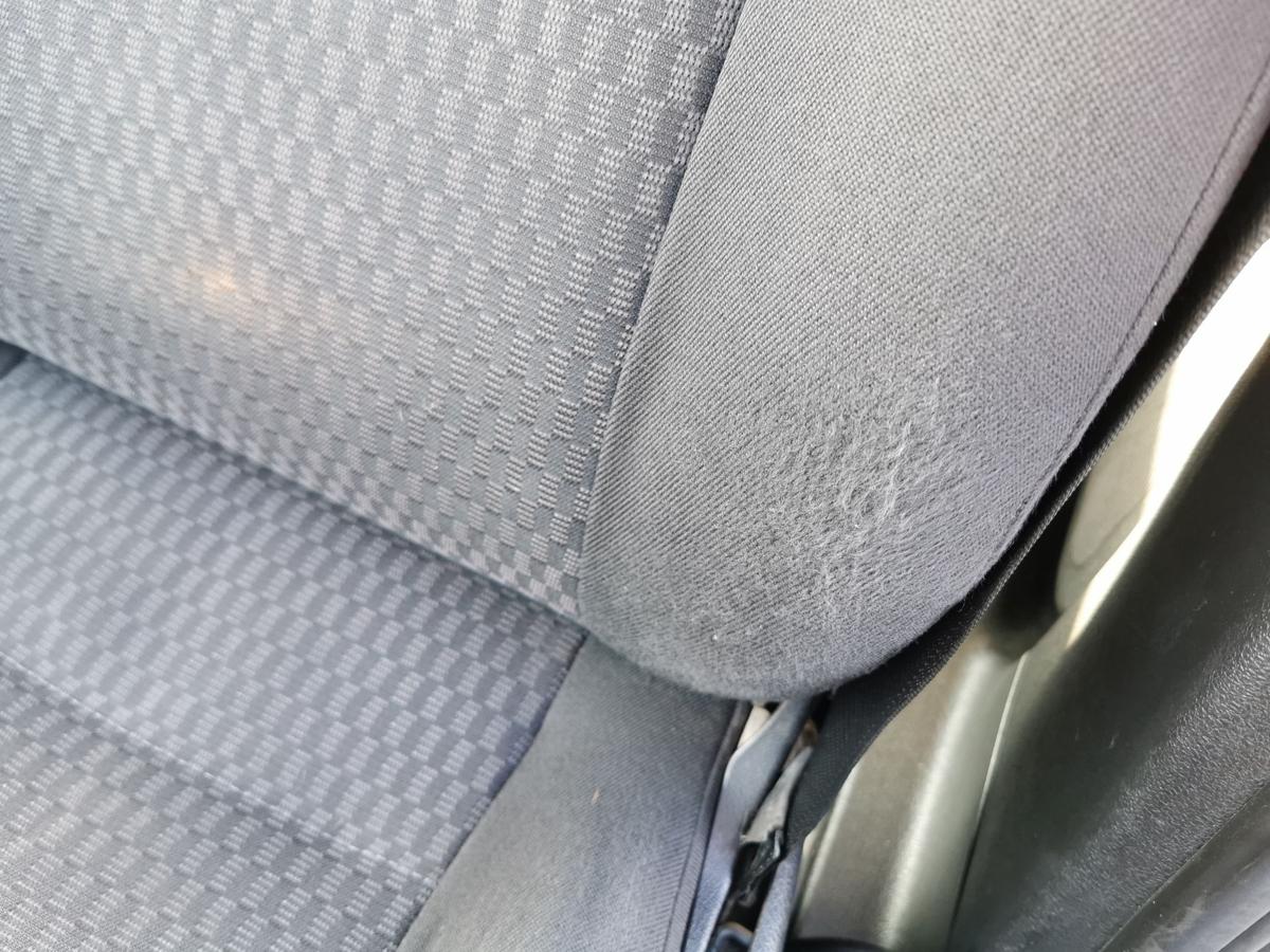 Opel Zafira A Fahrersitz Sitz Stoff Stoffsitz vorn links TEXT BILDER