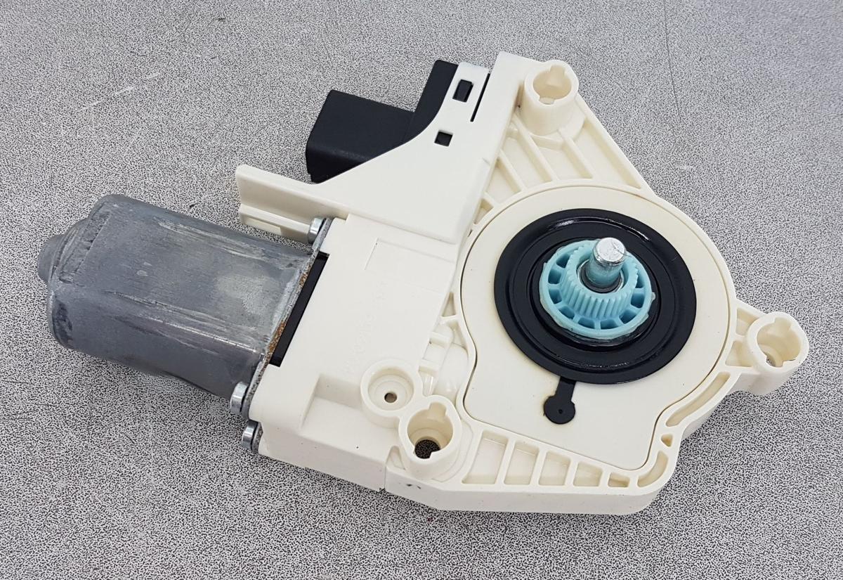 Tesla Model Y Fensterhebermotor hinten links Bj2022 G03483-100