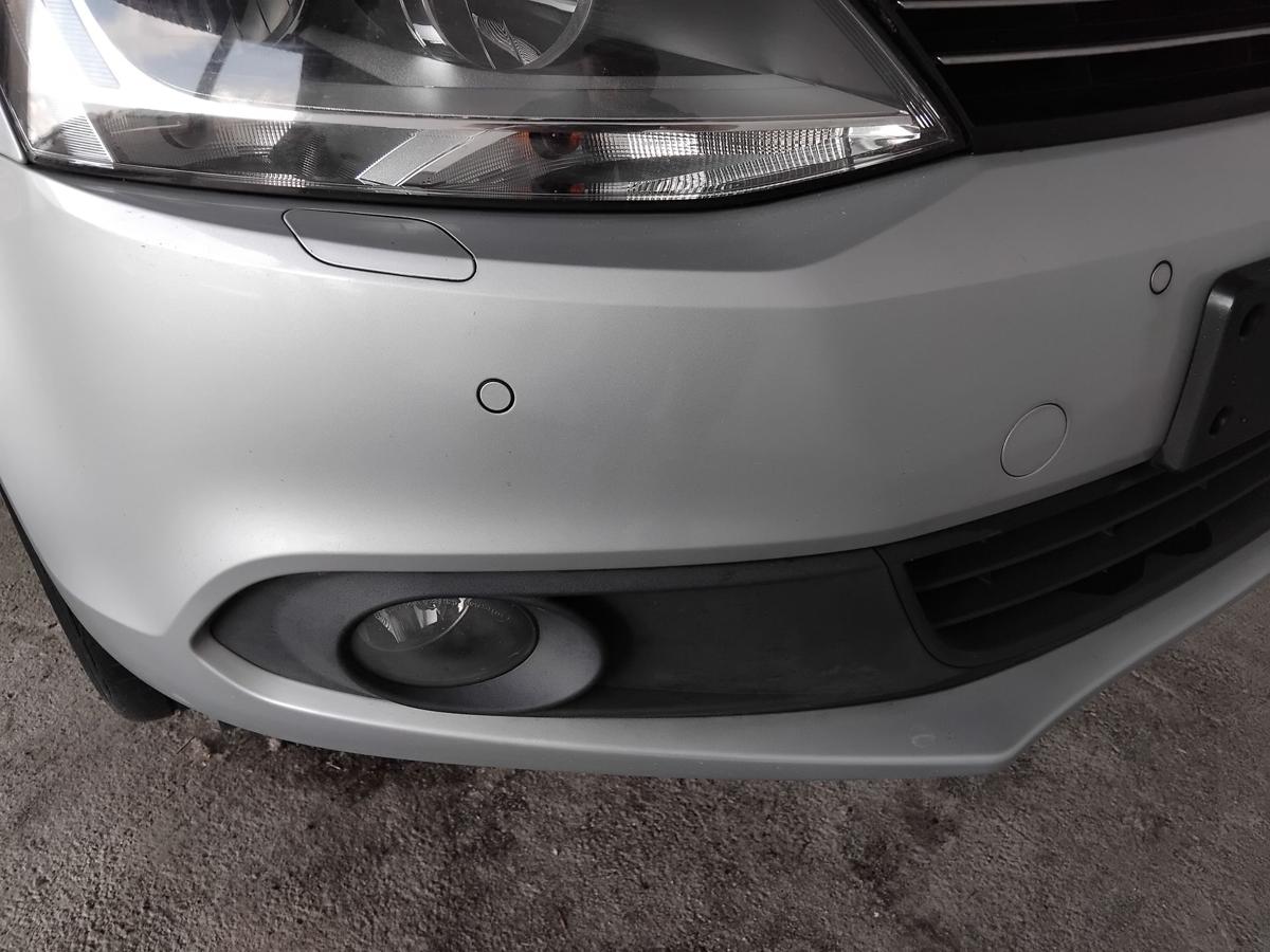 VW Jetta VI 162 original Stossf&auml;nger vorn SRA PDC besch&auml;digt! Bastlerteil BJ2012