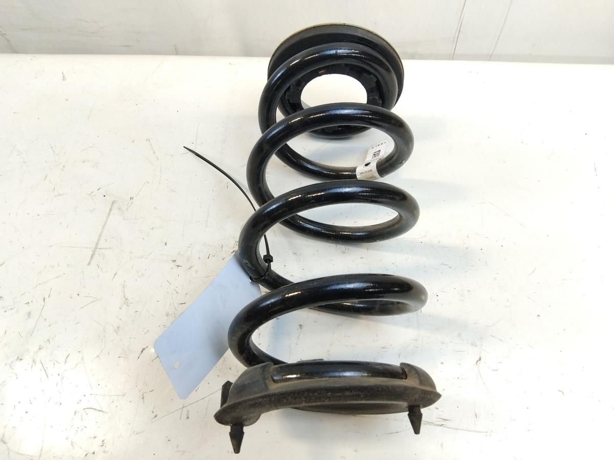 Tesla Model Y RWD original Schraubenfeder Hinterachse 1188472-00-B Bj.2023