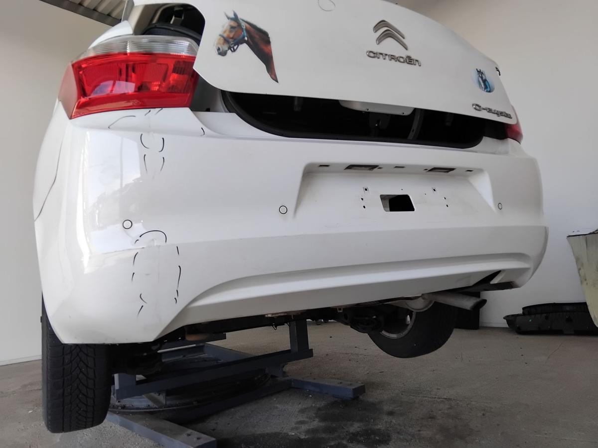 Citroen C-Elysee original Stossf&auml;nger Sto&szlig;stange hinten PDC besch&auml;digt BJ2015