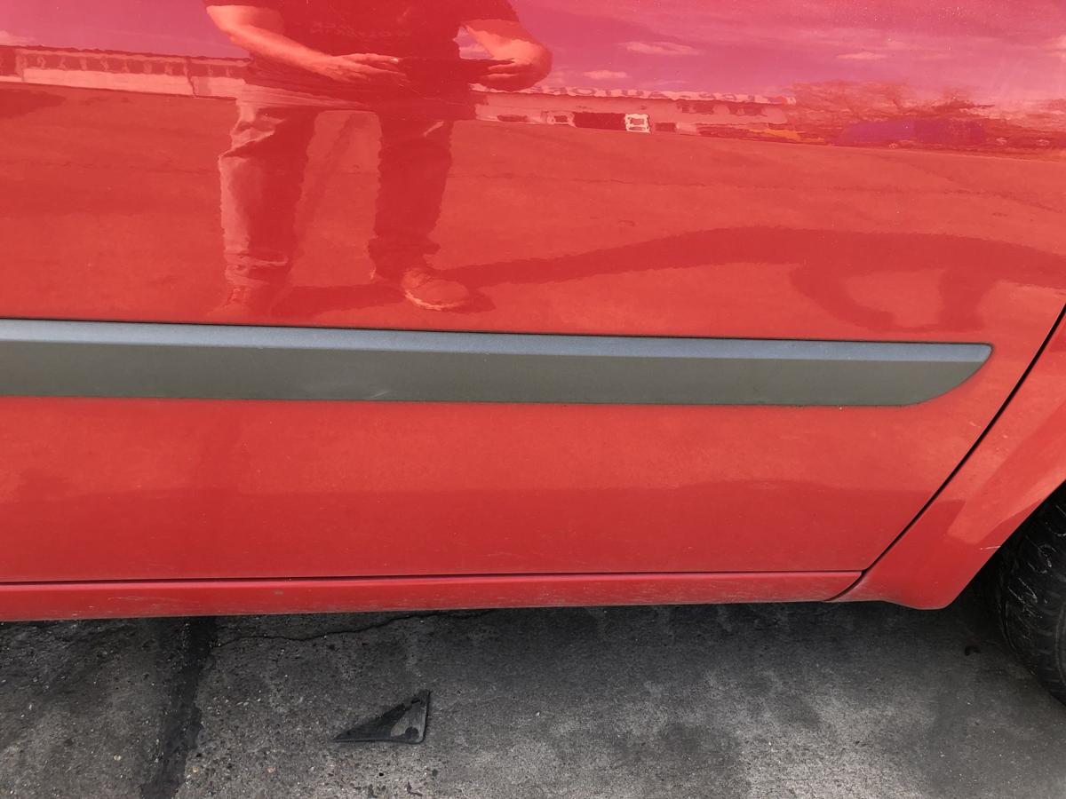 Renault Megane 2 II Grandtour T&uuml;r vorne rechts Beifahrert&uuml;r Rohbau OV727 Rot