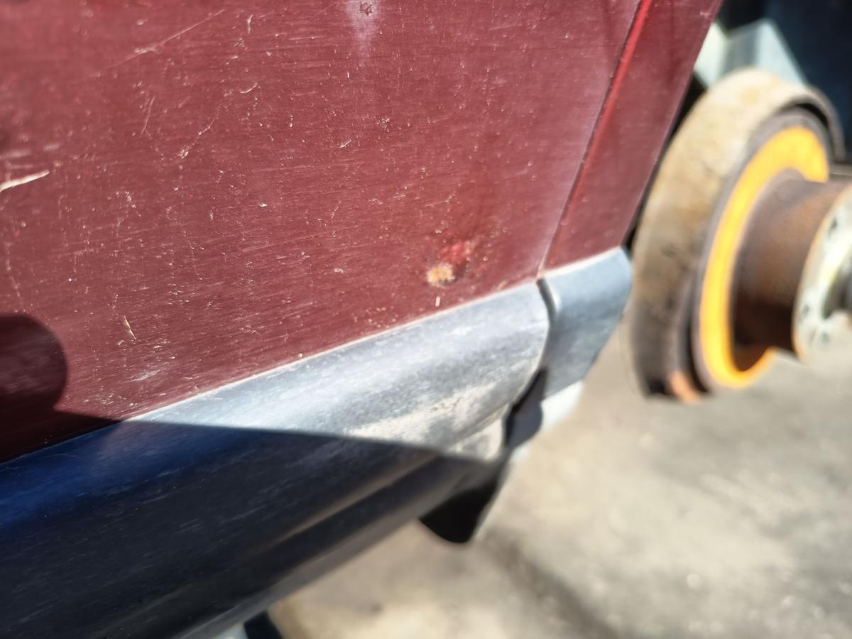 Audi A4 B5 8D original Tür hinten links Fond Z3L Hibiscusrot Bj 2000