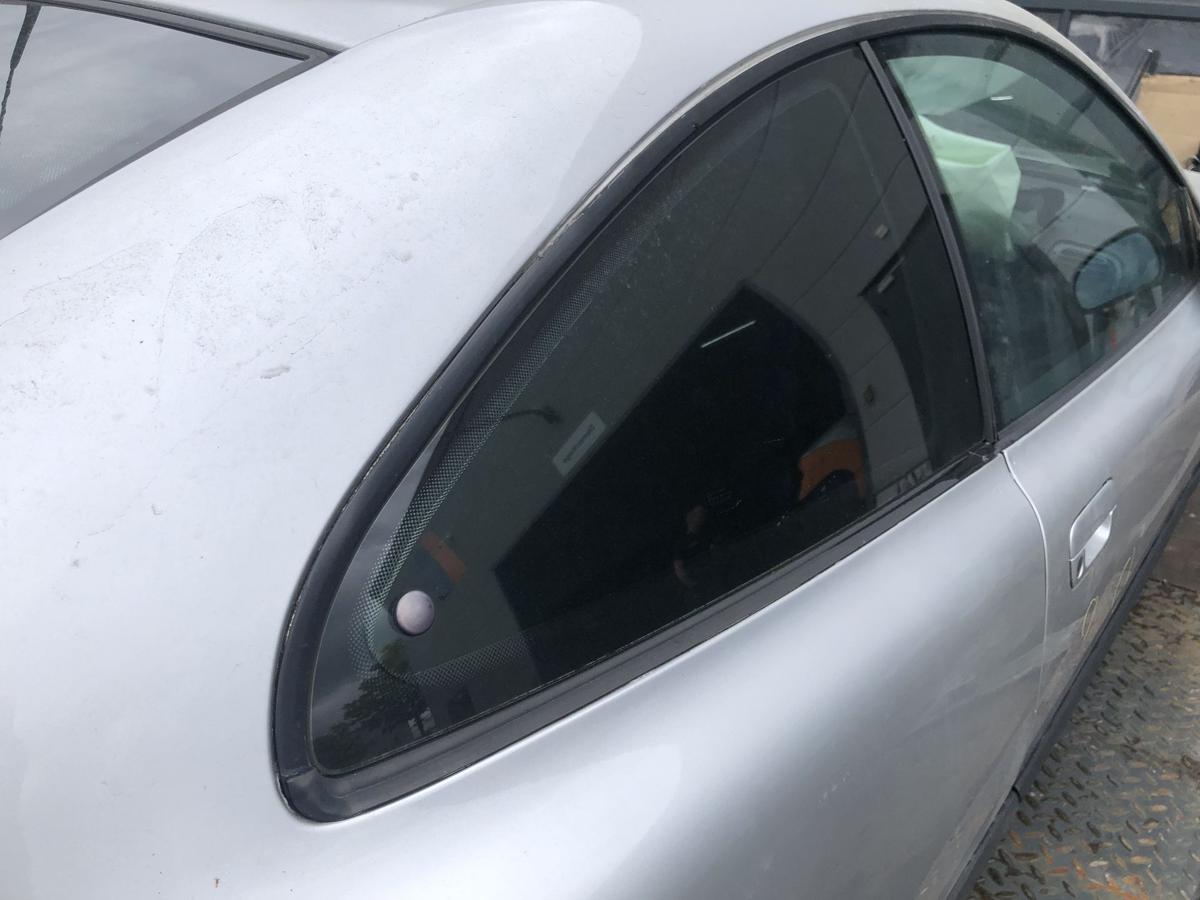 Peugeot 406 Coupe original Seitenscheibe rechts Ausstellfenster Bj 2002