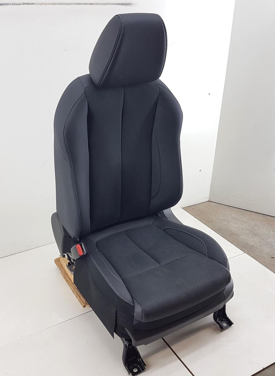 Mitsubishi Eclipse Cross Sitz vorn links Bj23 Teilleder dunkelgrau Sitzheizung