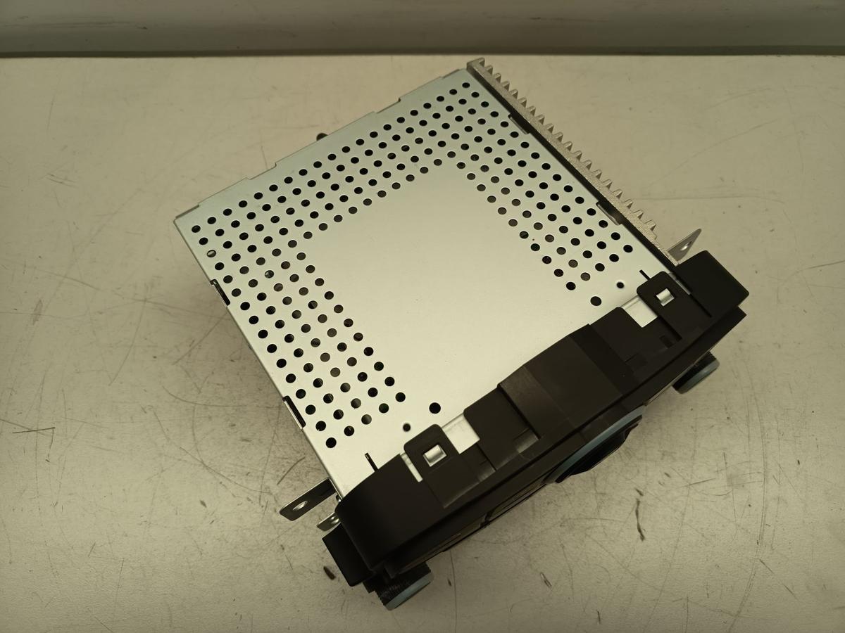 Chevrolet Spark original Radio 95298824 Baujahr 2013