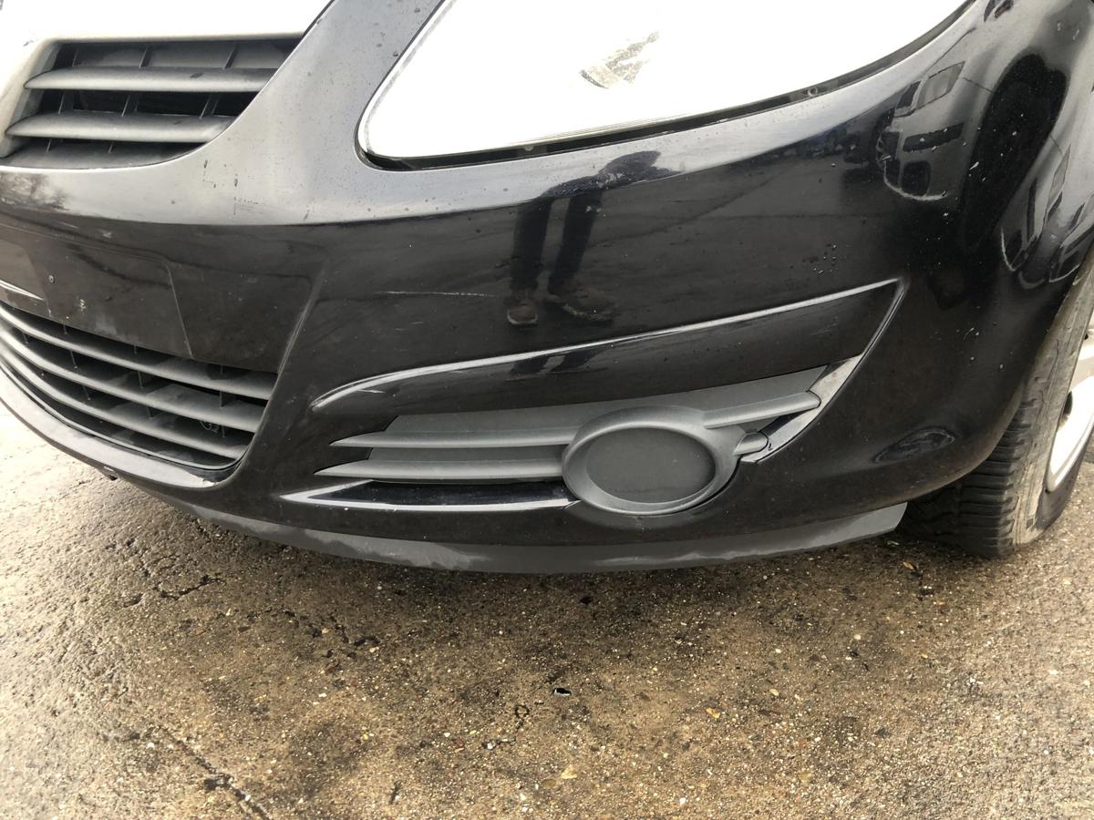 Opel Corsa D Sto&szlig;f&auml;nger vorn Frontsch&uuml;rze mit Vauxhall Grill 2HU Saphirschwarz