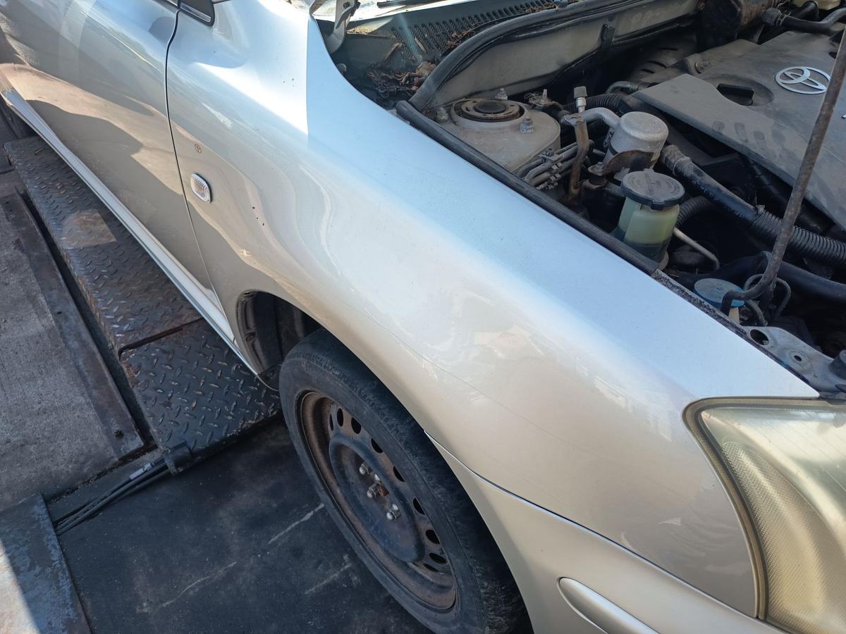Toyota Avensis T25 original Kotfl&uuml;gel rechts Seitenteil 1C0 Polarsilber Bj 2005