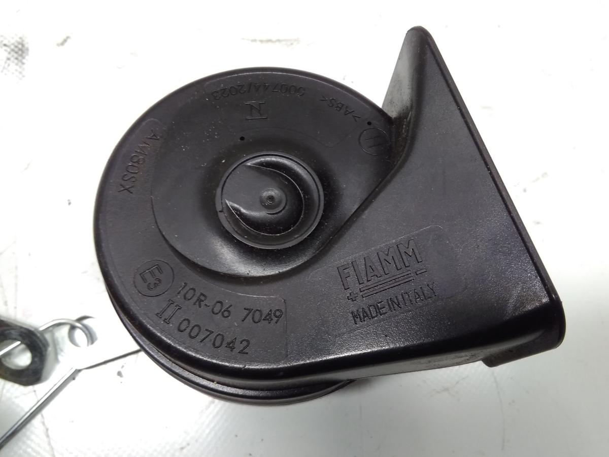 Porsche Macan 2 XAB 95C original Satz Hupen Signalhörner Bj.2024