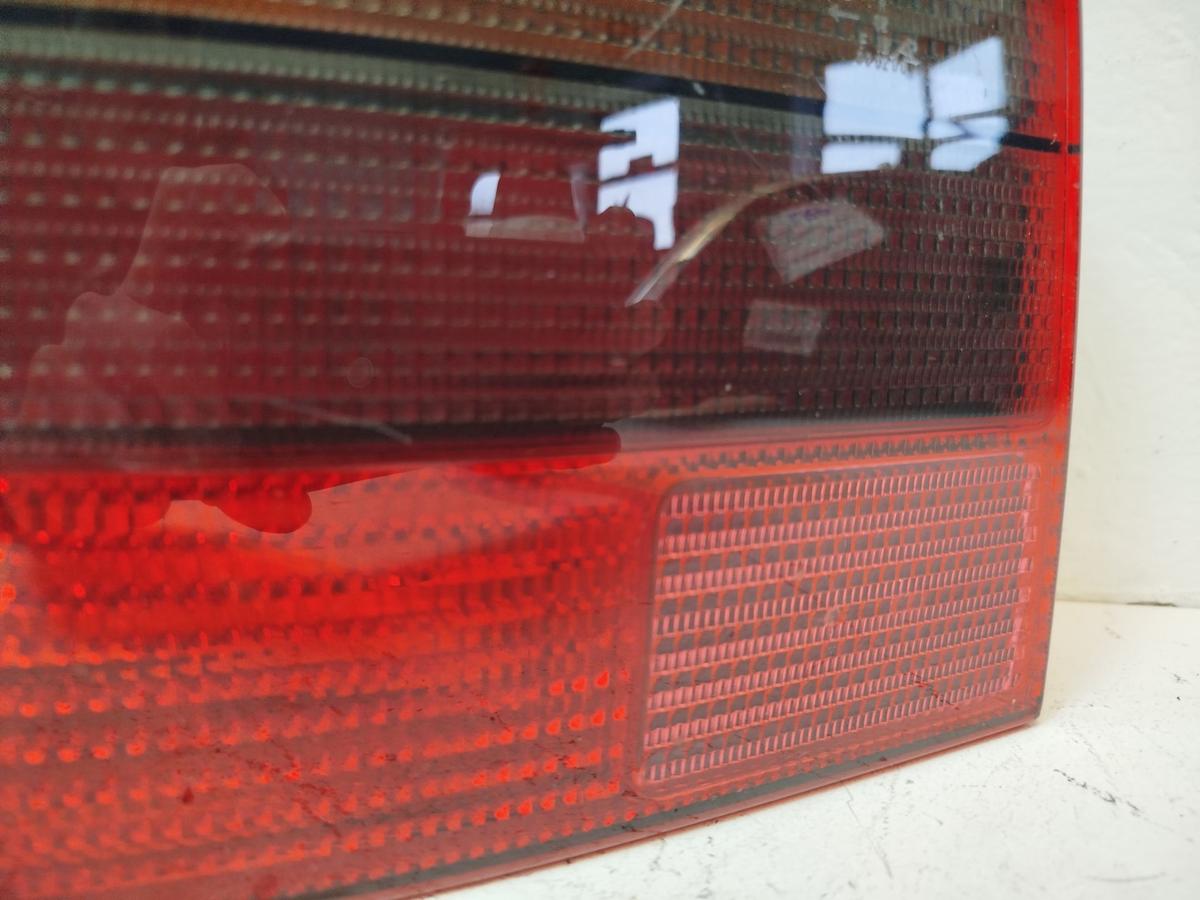 VW Golf 4 1J Rückleuchte links Rücklicht Heckleuchte rot schwarz getönt