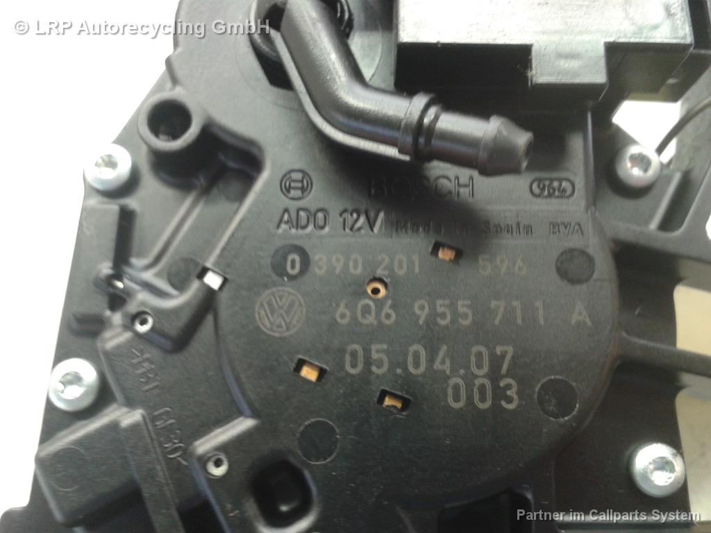 VW Polo 9N3 original Heckwischermotor 0390201596 BJ2005