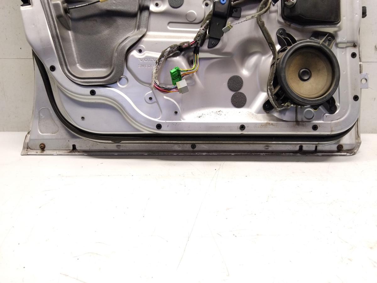 Volvo V70 II Tür vorn links Fahrertür silbermetallic Bj.2001