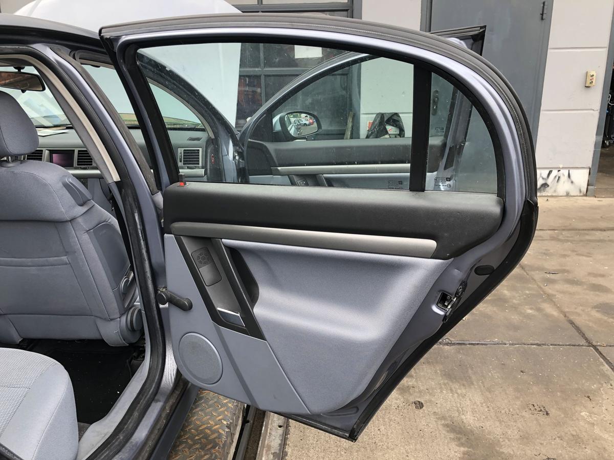 Opel Vectra C Limo 4trg original Tür hinten rechts Fond Z163 Lichtsilber Bj 2004