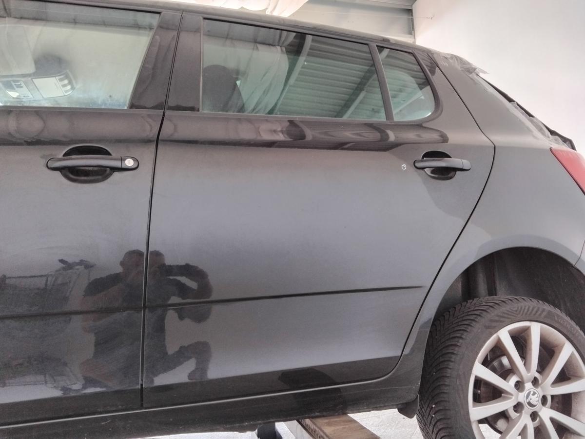Skoda Fabia 2 Facelift Tür hinten links Limo Fließheck LF9R Blackmagic BJ2014