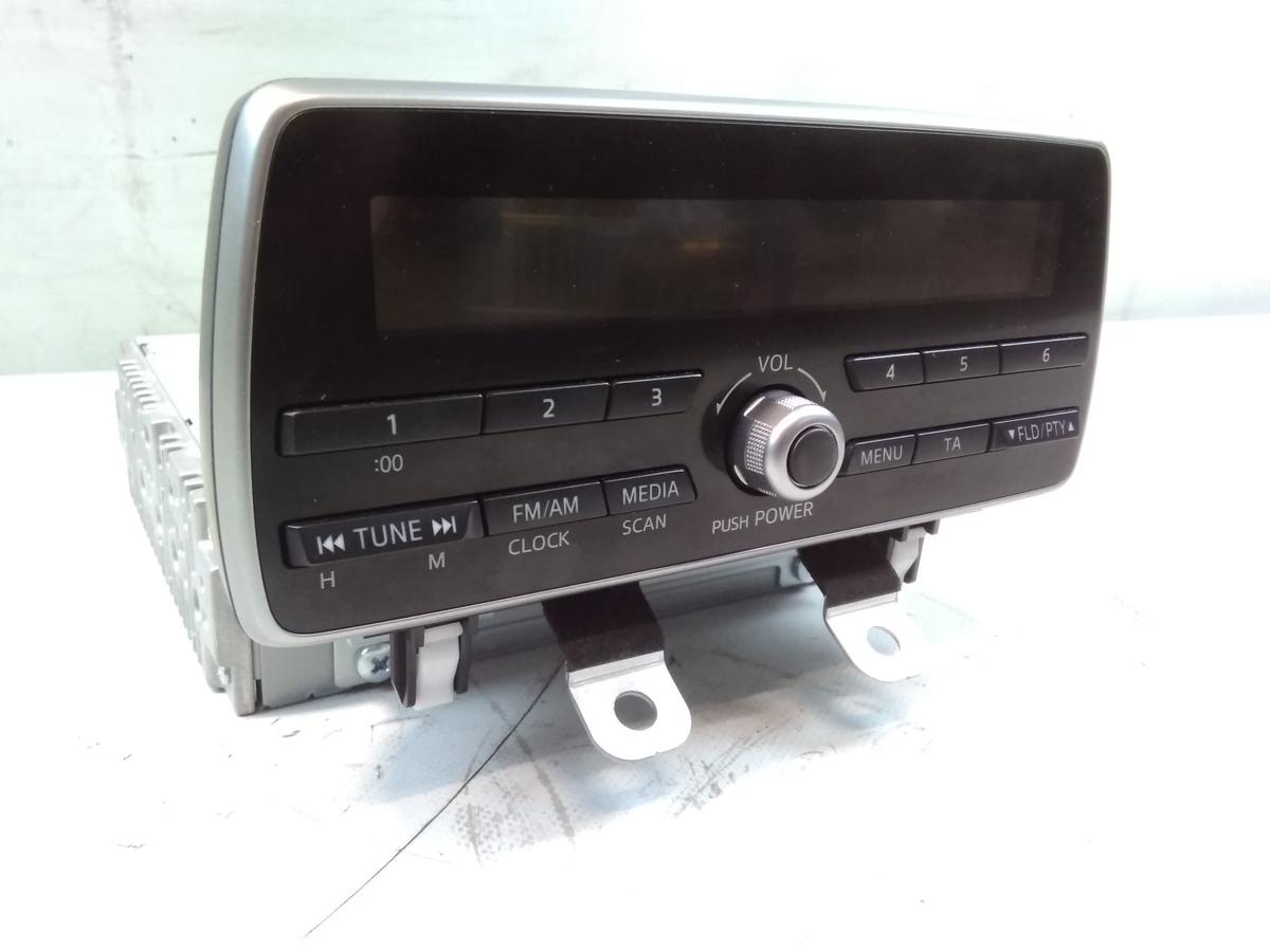 Mazda2 III DJ original Autoradio Display DB5H669R0 BJ2015 Mazda2 III DJ original Autoradio Display DB5H669R0 BJ2015