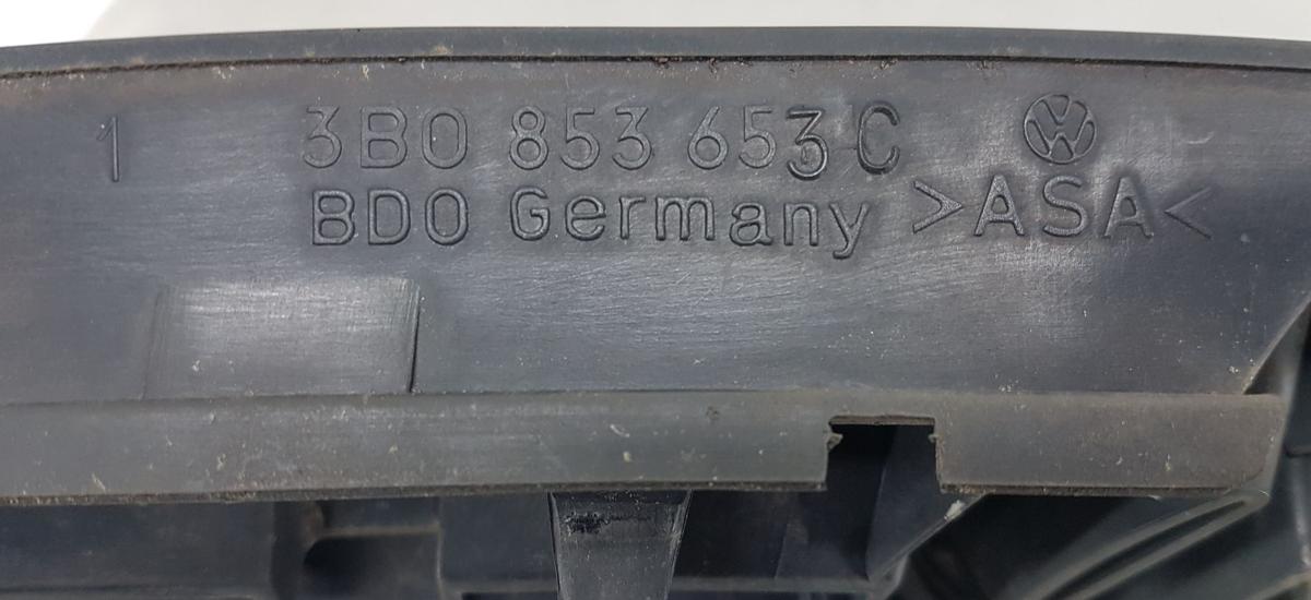 VW Passat 3B Kühlergrill 3B0853653C Bj1998 inkl Emblem Frontgitter