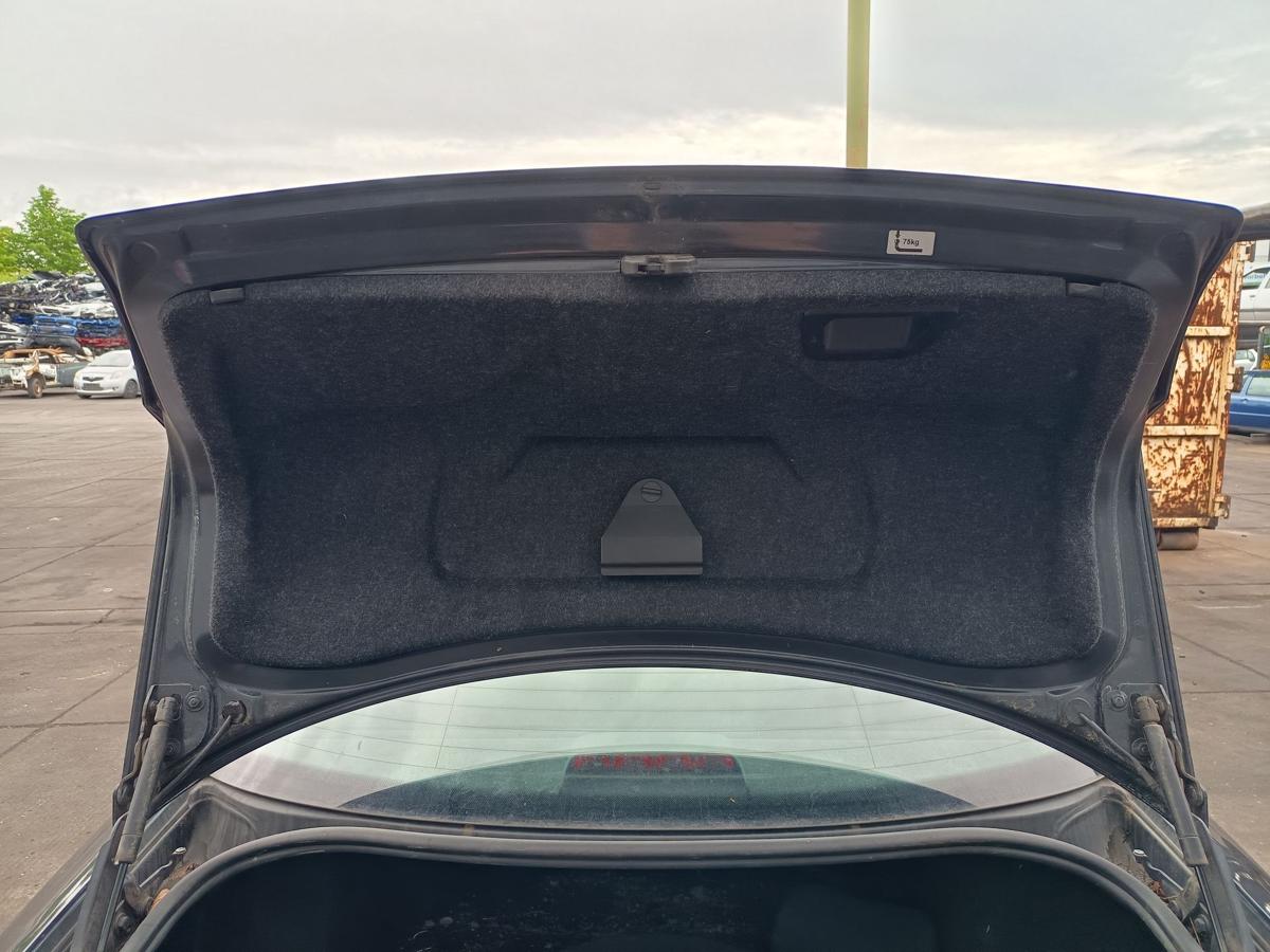 Audi A4 B5 Limo original Heckklappe LZ9U Vulkanschwarz Baujahr 1997