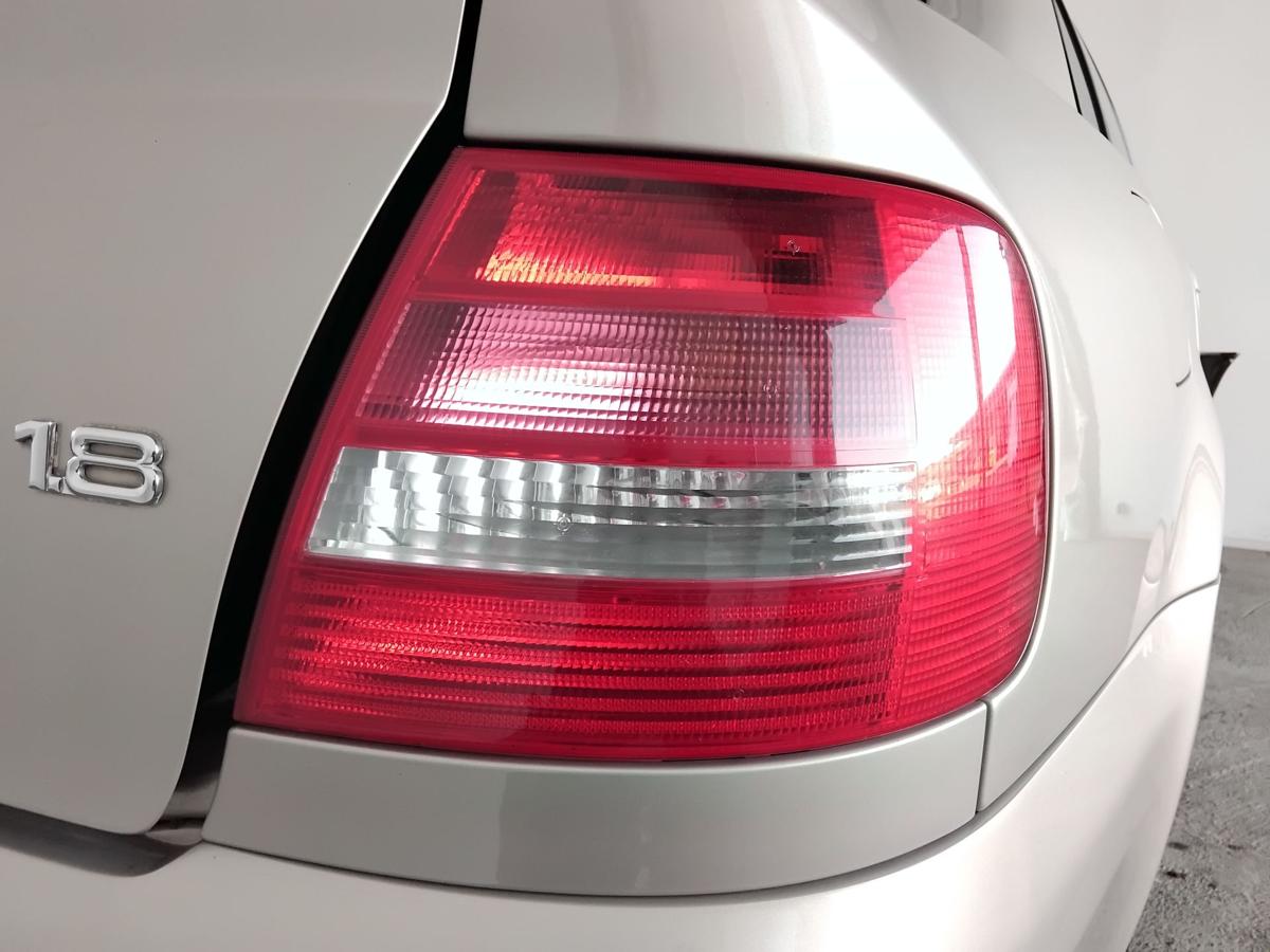 Audi A4 B5 Limousine original R&uuml;ckleuchte Heckleuchte rechts Facelift BJ1999