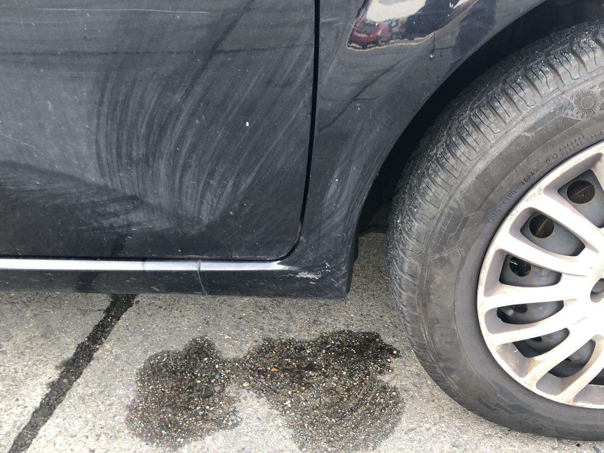 Fiat Grande Punto 199 Kotfl&uuml;gel rechts Fender 891 Nero Radabdeckung Radblende