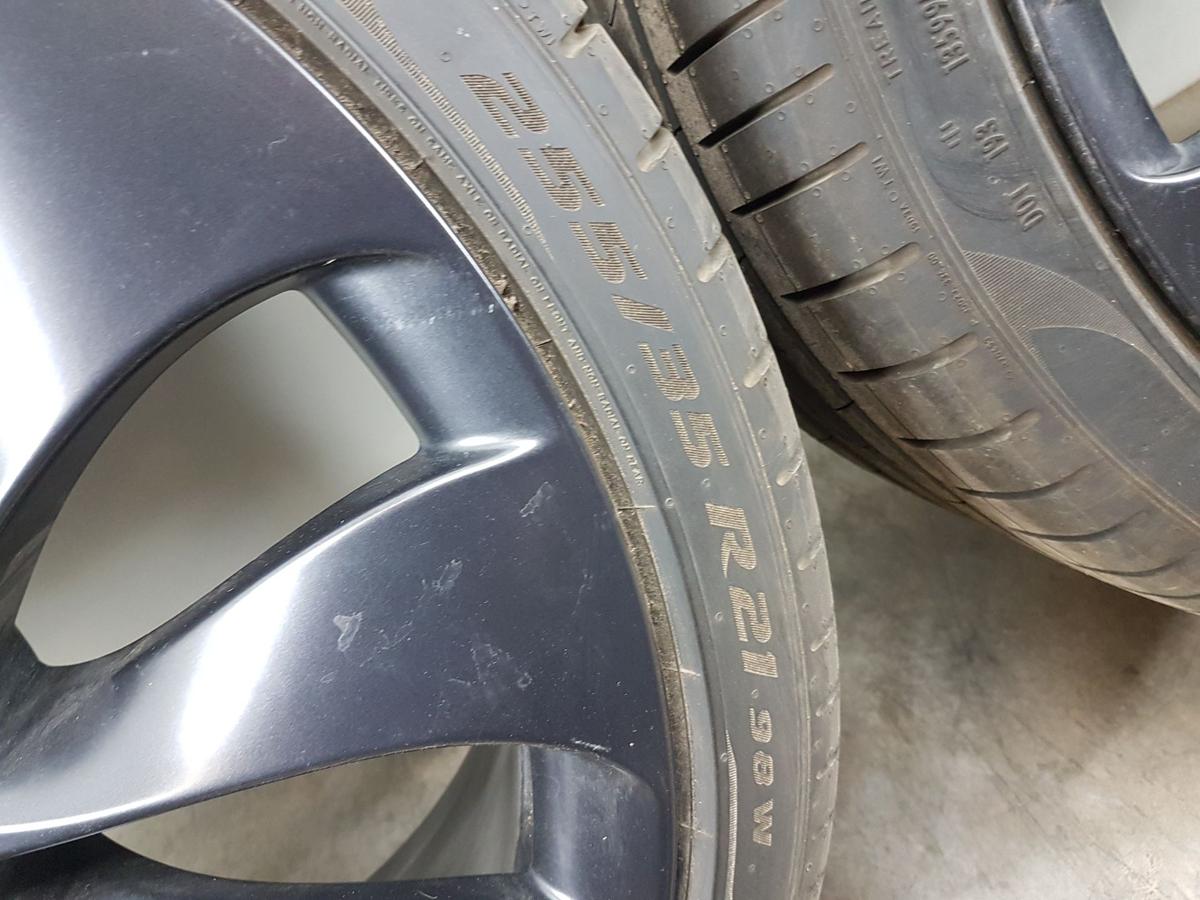 Tesla Model Y Radsatz Alufelgen Bj22 10,5x21 ET48 1188226-00-C 21 Zoll Sommer
