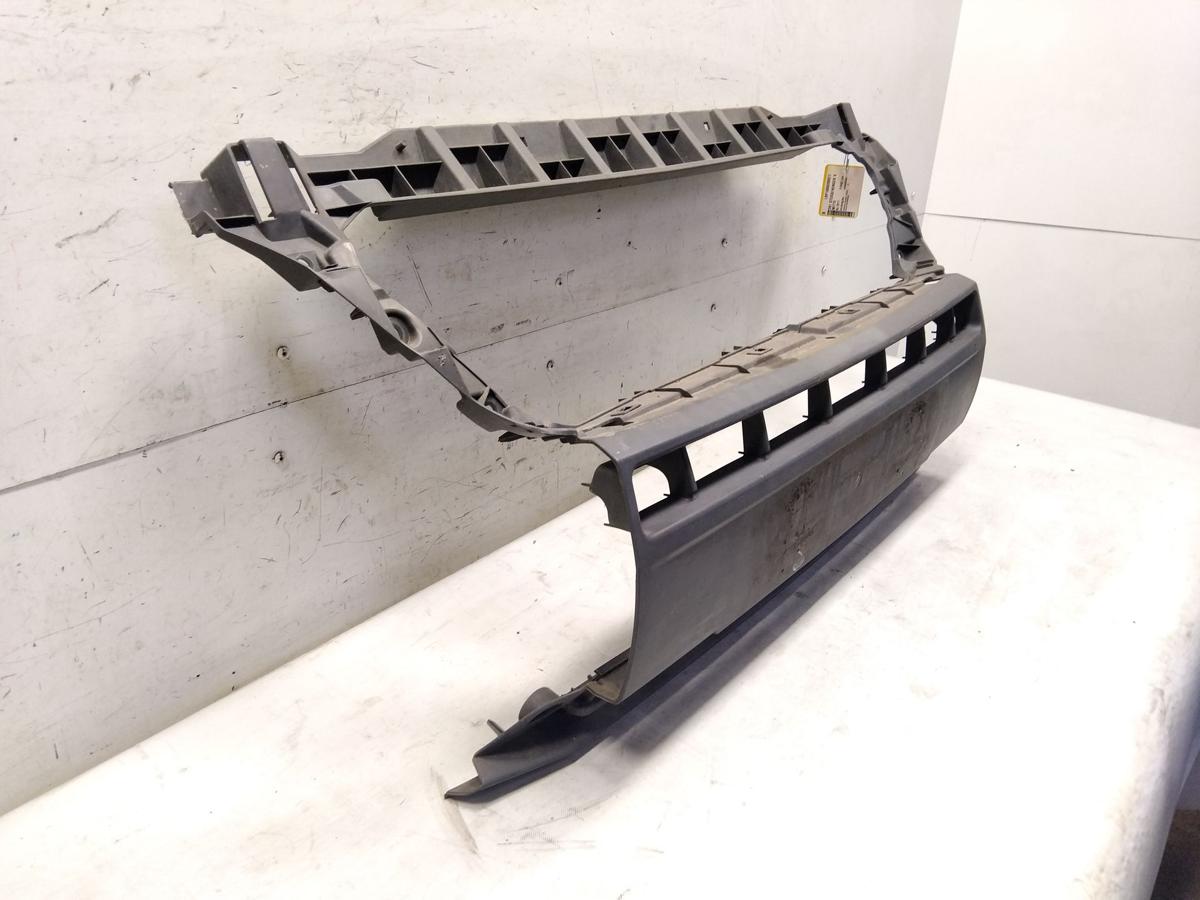 Peugeot Boxer 250 Facelift original Sto&szlig;f&auml;nger Sto&szlig;stangen vorn mitte Bj.2017